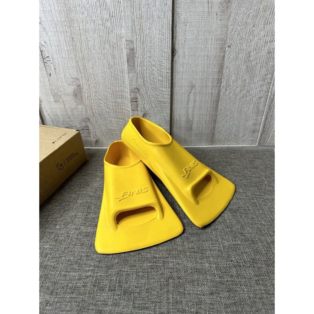 Adult FINIS Zoomers Gold Training Swim Fins Size C Men 3.5-5 Women 4.5-6